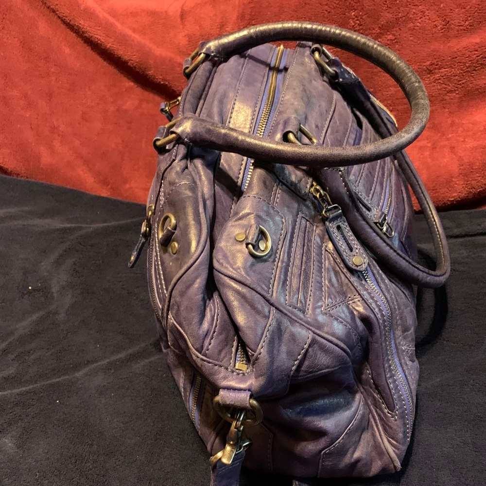 Handbag